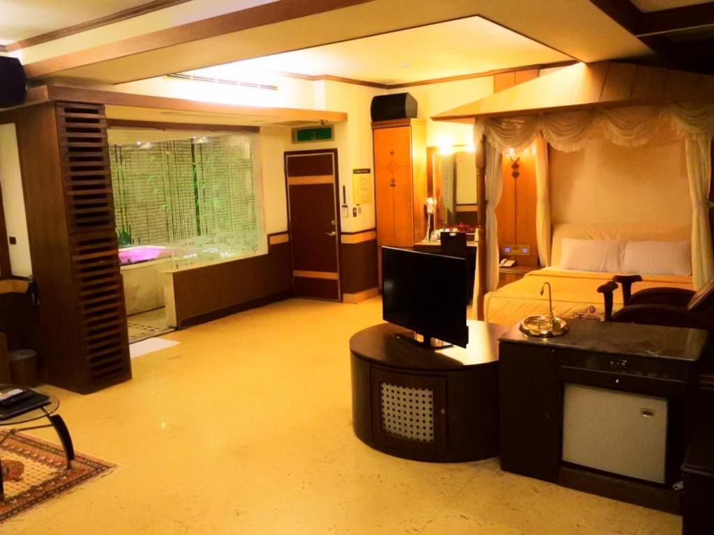 Paradise Motel Guishan Bagian luar foto